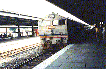 1.A train waiting at the Singapore Railway station